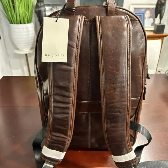 Bugatti Genuine Leather Backpack - Picture 6 of 10